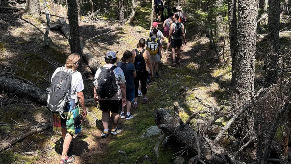 Partner Spotlight Inset People on Trail 1600x900 1