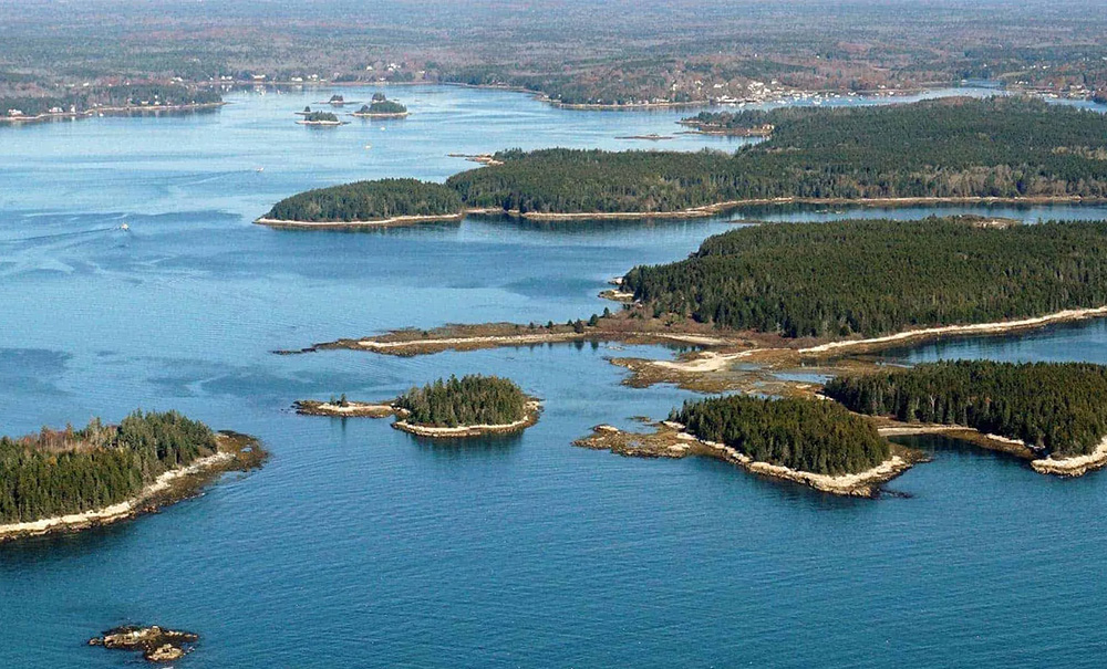 Black Island Inset img dsc02486 1000x605