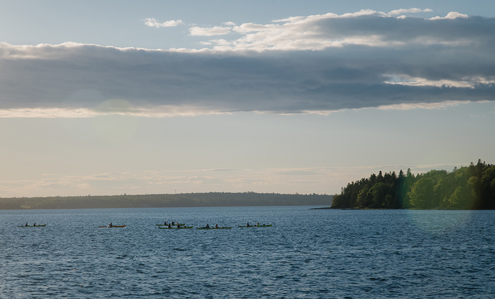 Blue Horizons Inset img 042 1000x605