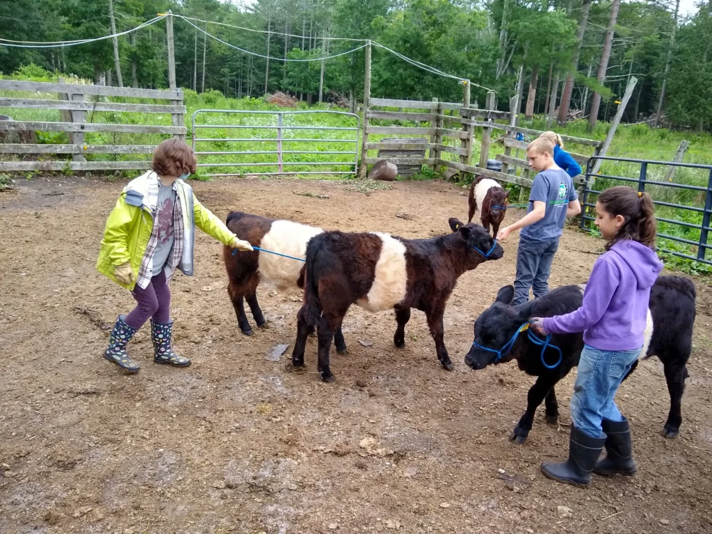 20210714 Aldermere Farm Hands Jessa Blackman Henry Main Violet Myrick Lea Zwecker 6 3400x2550
