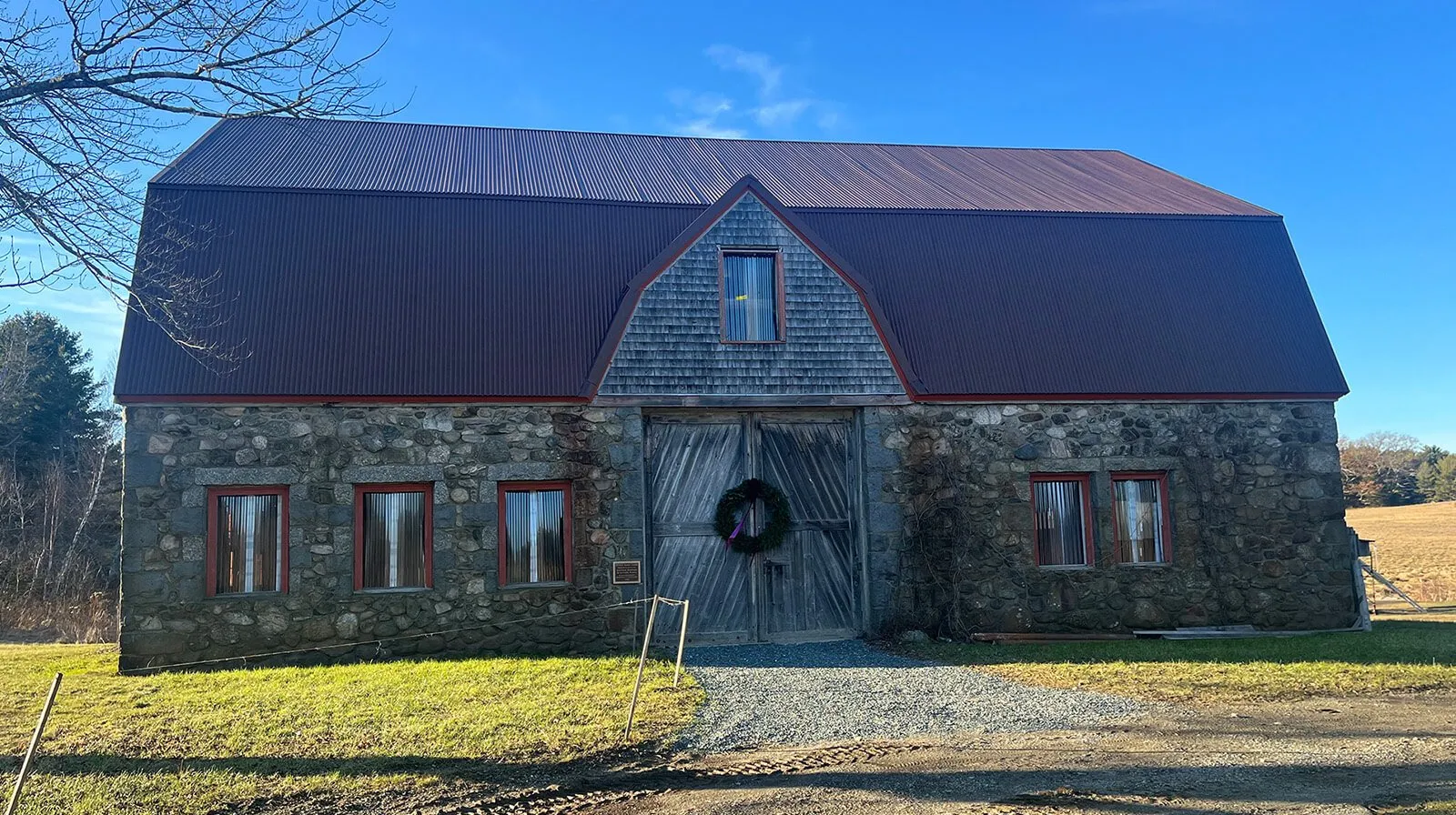 2023 Slideshow 06 StoneBarnFarm 1600x896 1