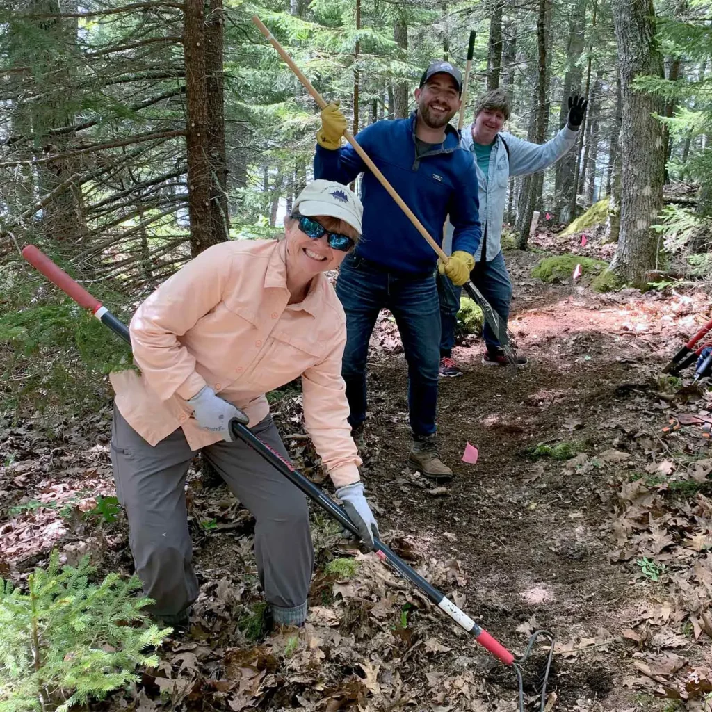 3 69571525 5E76 451C 81FB 31EA45DB4168 square